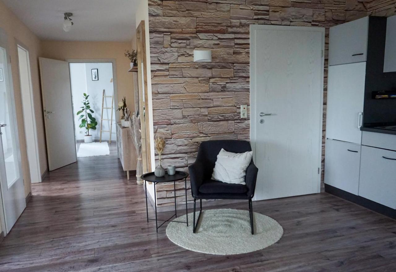 Schoene Wohnung Mit Terrasse & Blick Ins Gruene Dormettingen Extérieur photo